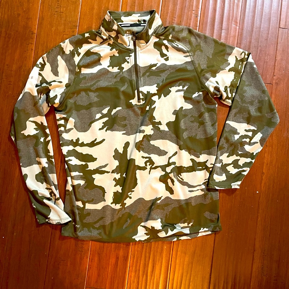 Nike Dri Fit Large Camo